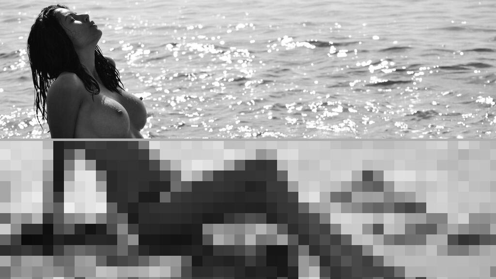 Adriana Hunter Web Cam
