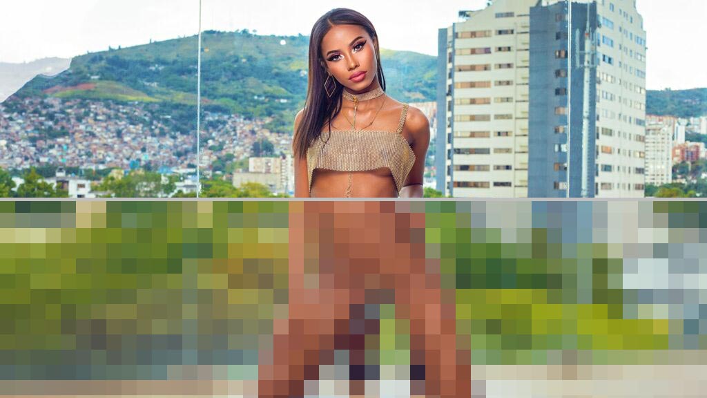 Alaia Spencer Web Cam