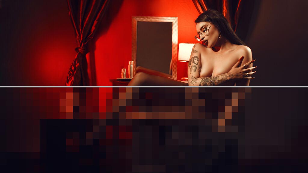 Amelie Pierre Web Cam