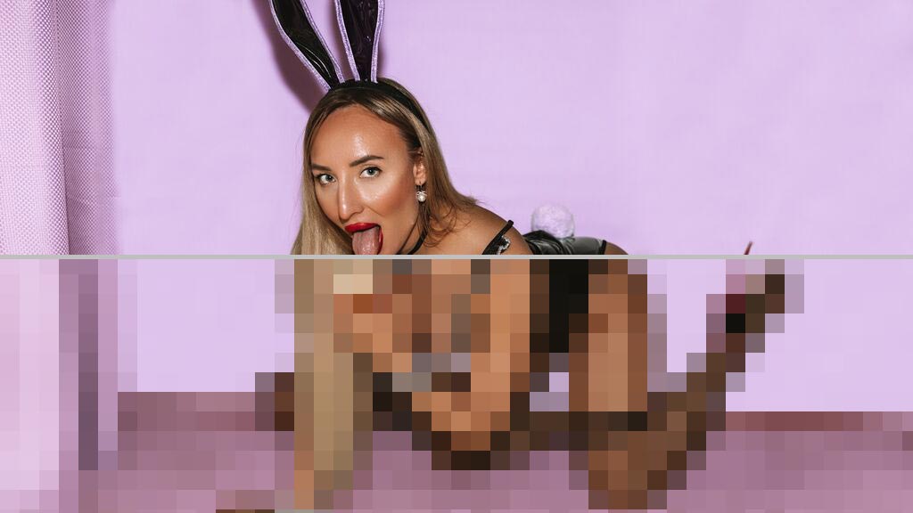 Anna Aurikas Web Cam