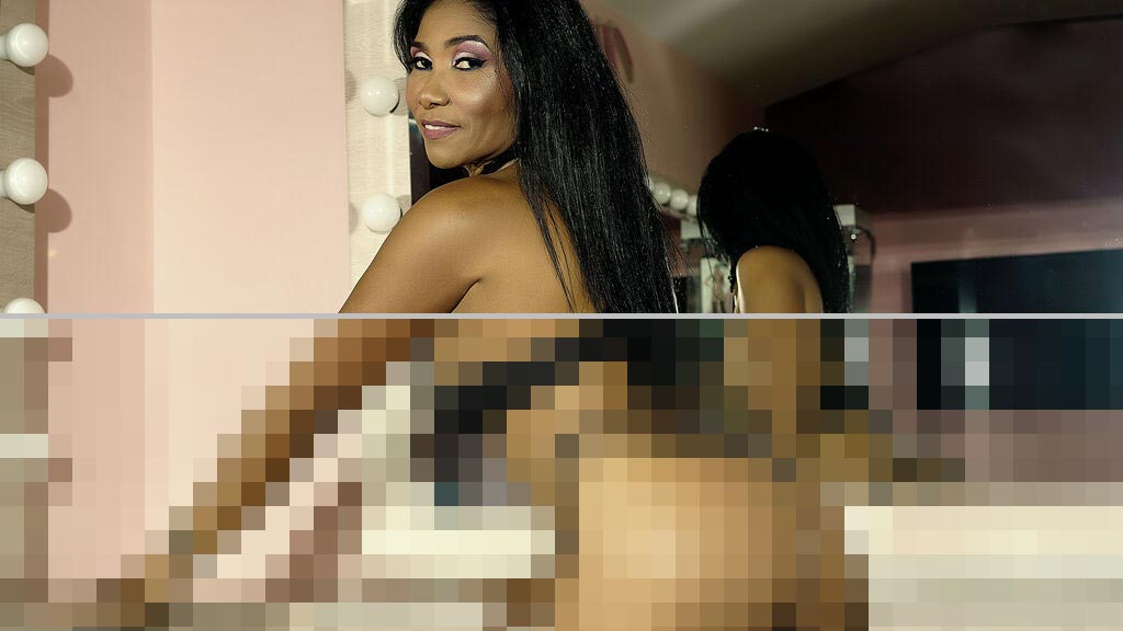 Anny Hudson Web Cam