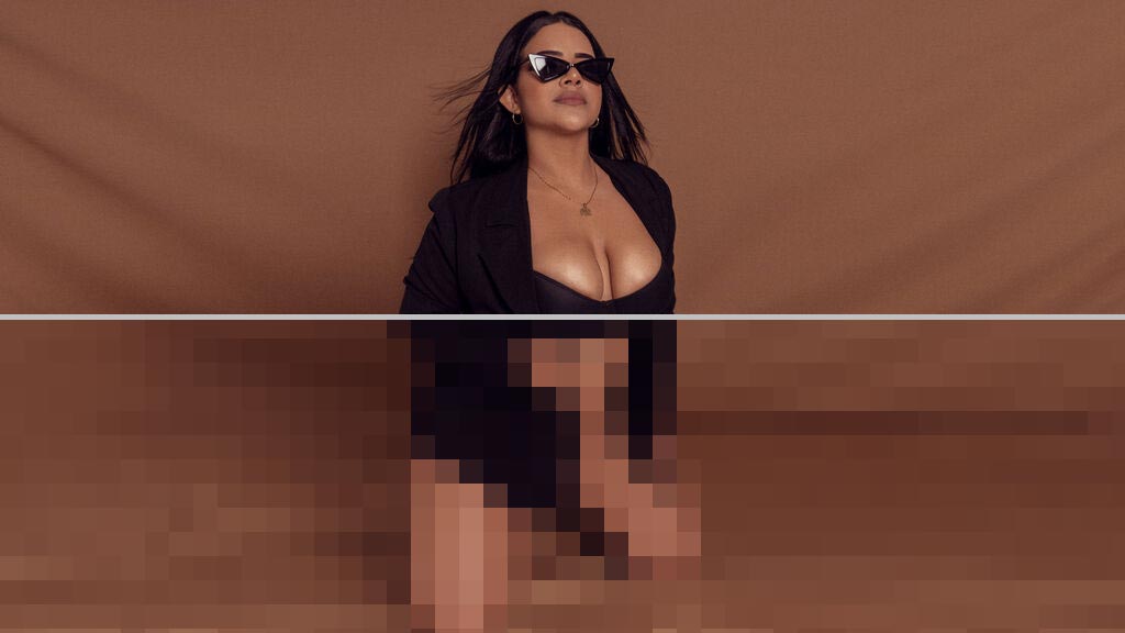 Anny Salvatore Web Cam