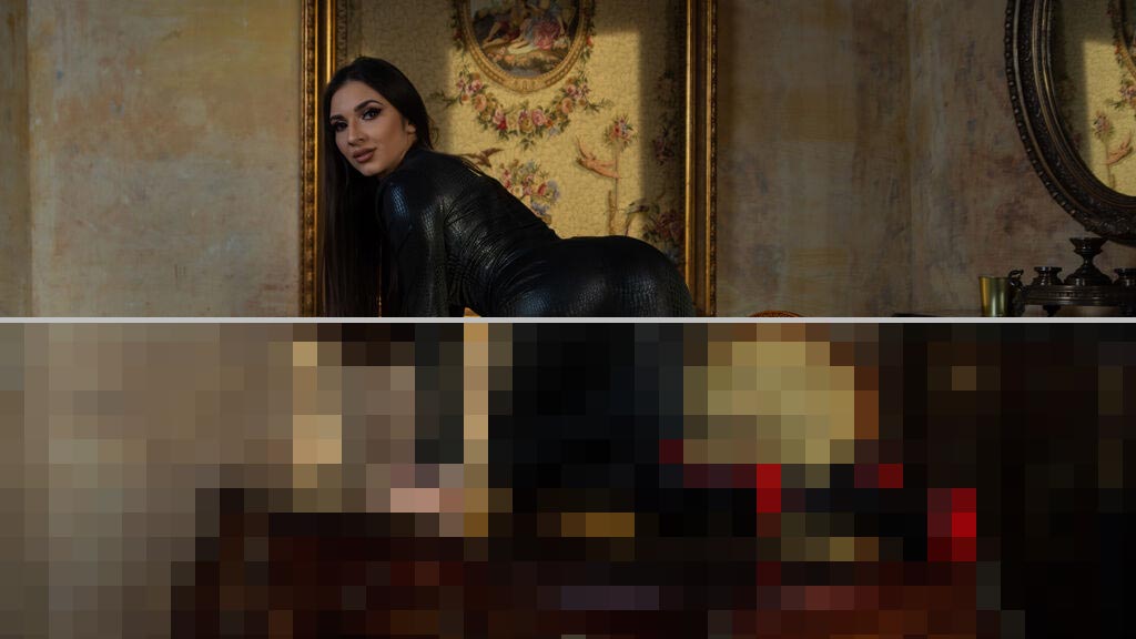 Arianna Ellison Web Cam