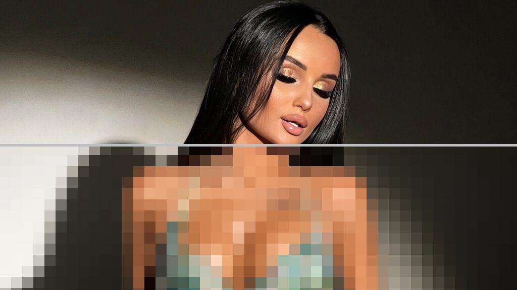 Britney Mills Web Cam