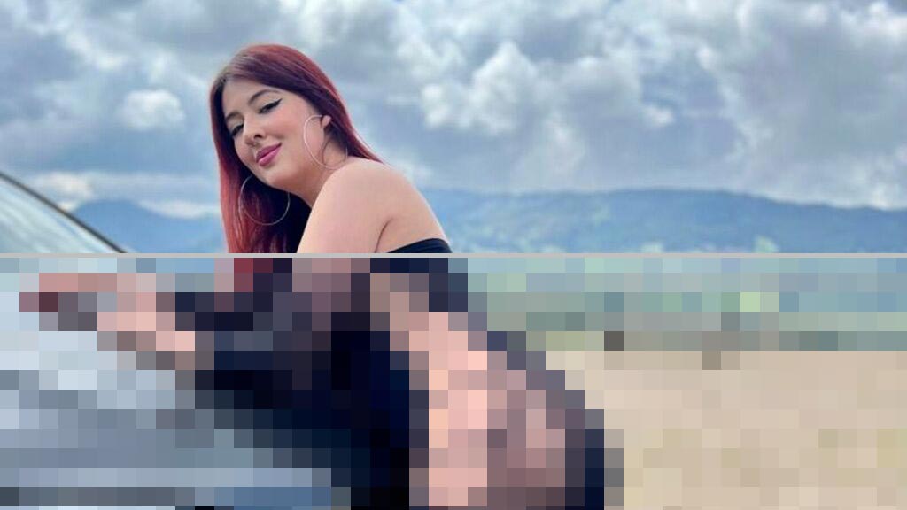 Candi Moles Web Cam