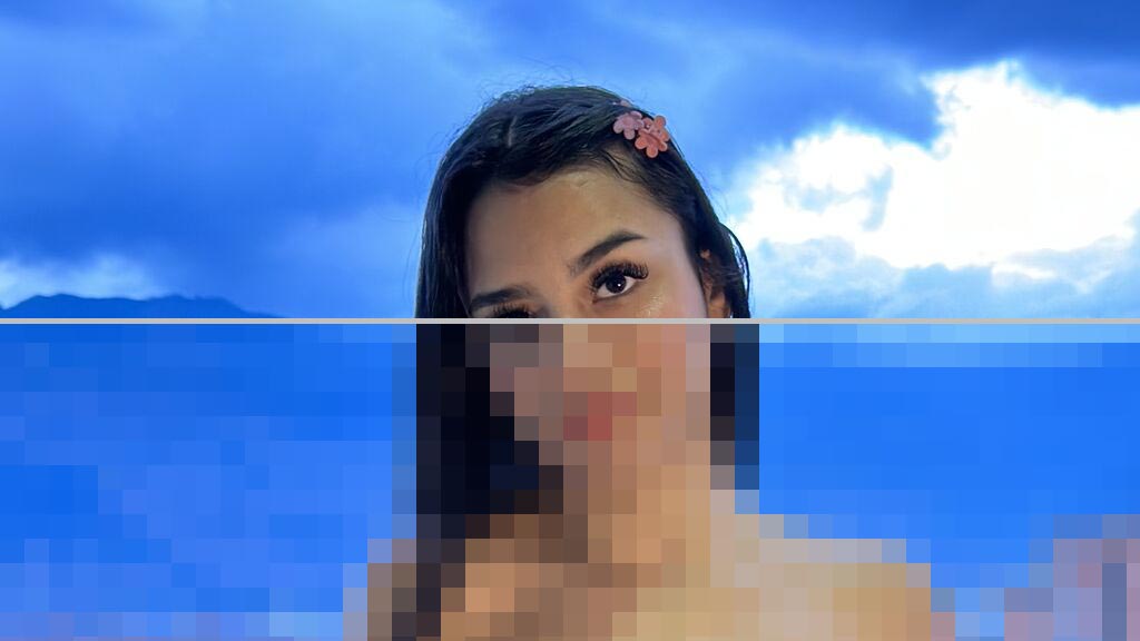 Caroline Kim Web Cam