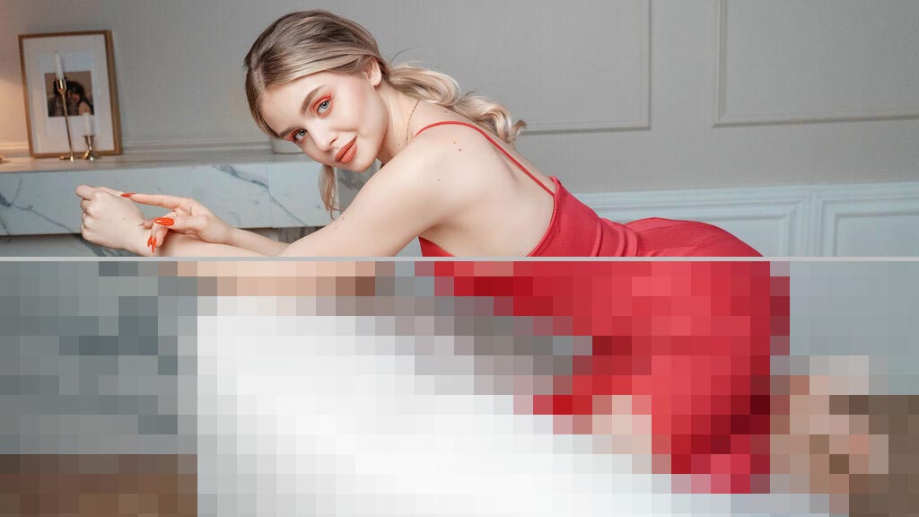 Crystal Tight Web Cam