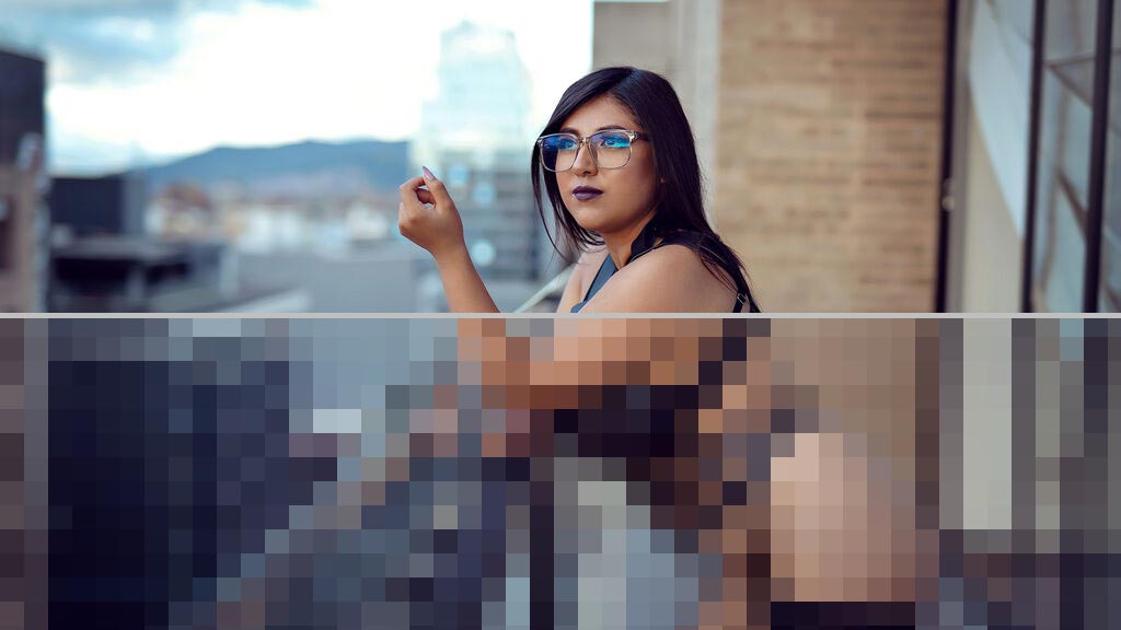 Dini Bahamon Web Cam