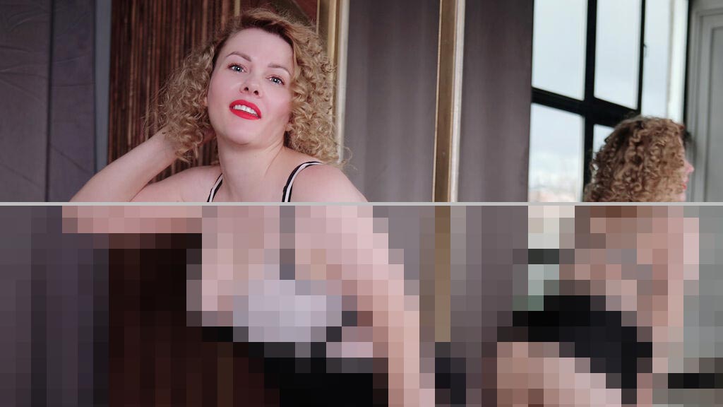 Eliza Williams Web Cam