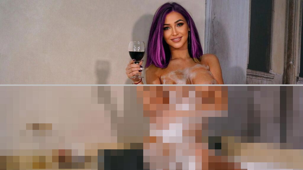 Elysia Rose Web Cam