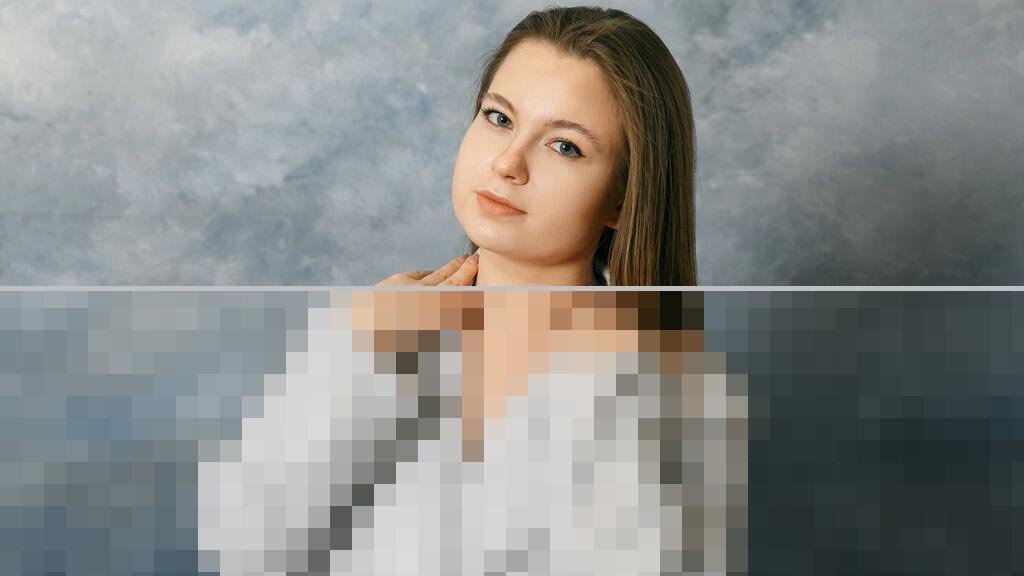Eva Warden Web Cam