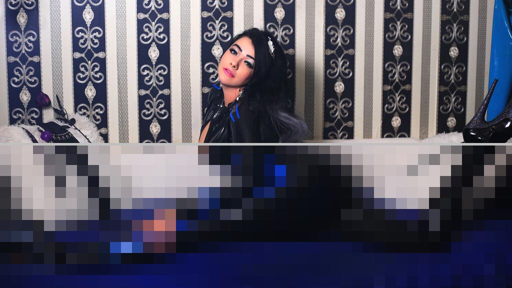 Evelyn Amyra Web Cam