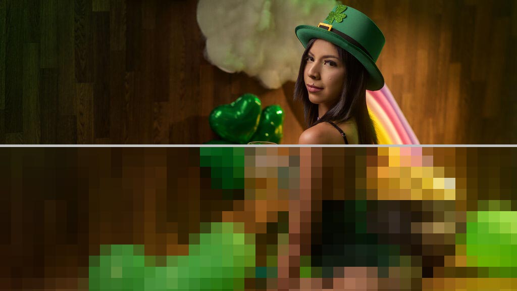 Gabby Scott Web Cam