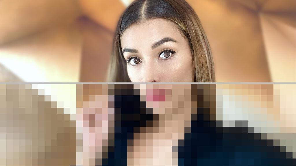 Gabriela Rous Web Cam