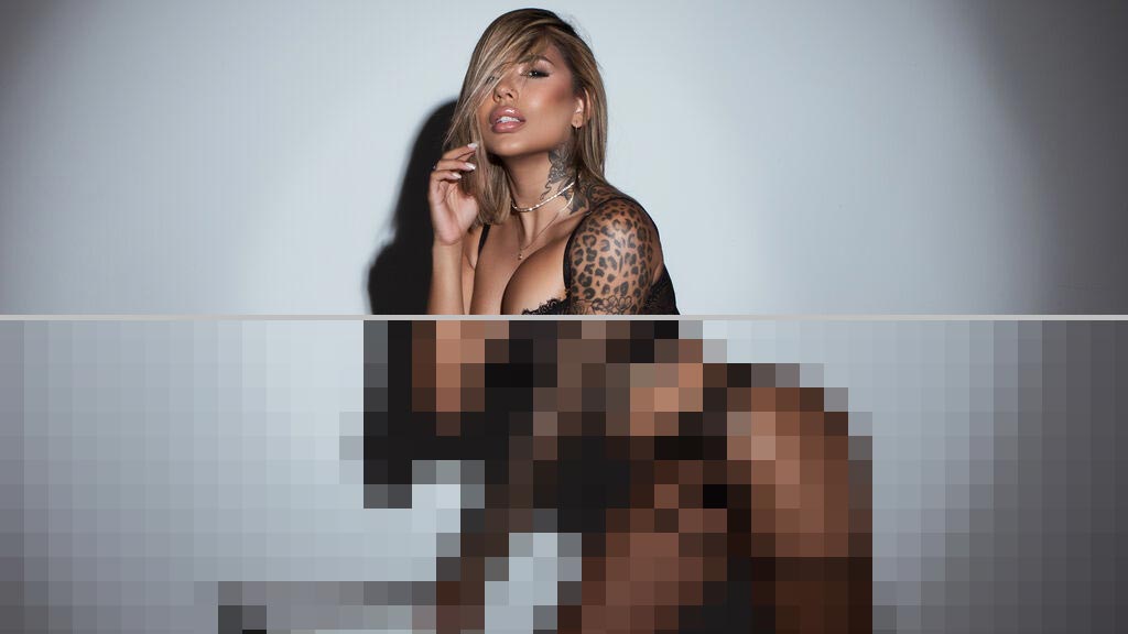 Isabella Noure Web Cam