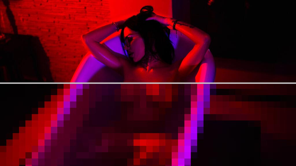 Julia Loren Web Cam