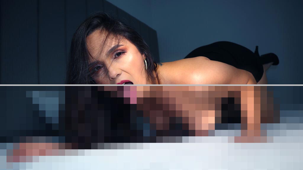 Julianne Harris Web Cam