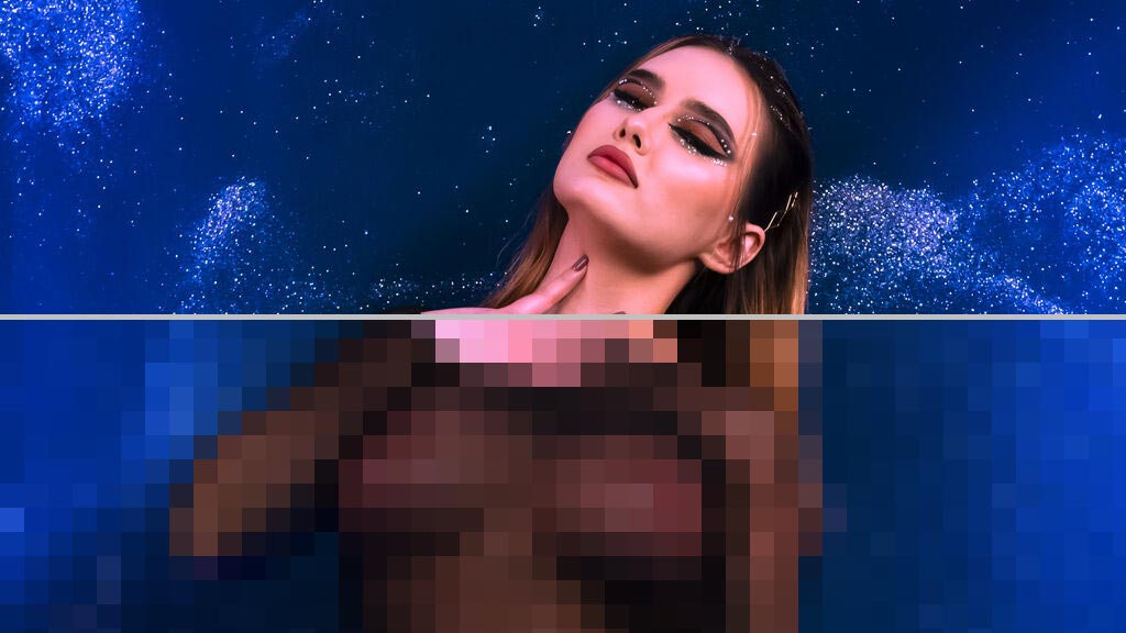 Julie Janson Web Cam