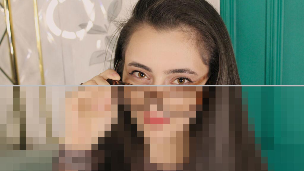 Kylie Janney Web Cam