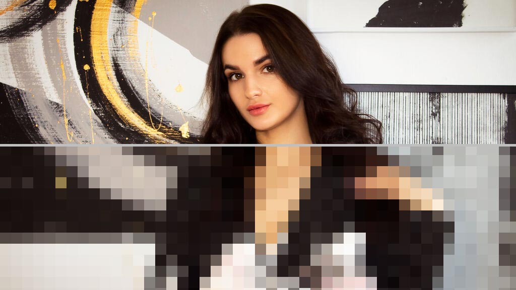 Lana Jein Web Cam