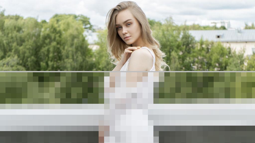 Lina Dilan Web Cam