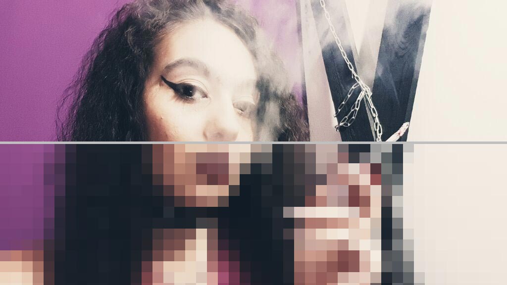 Madeleine Lynn Web Cam