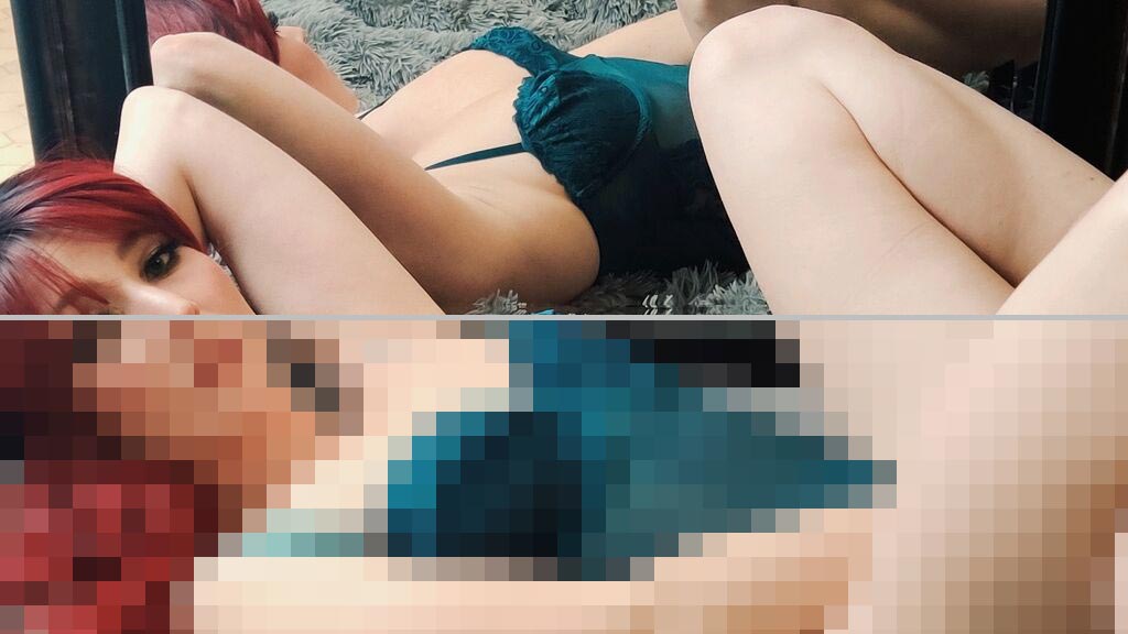 Madison Mauve Web Cam