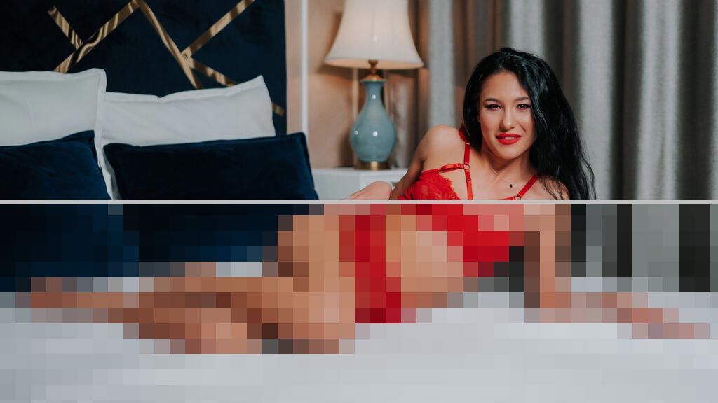 Maya Blanche Web Cam