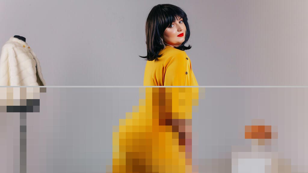 Melanie Pierce Web Cam