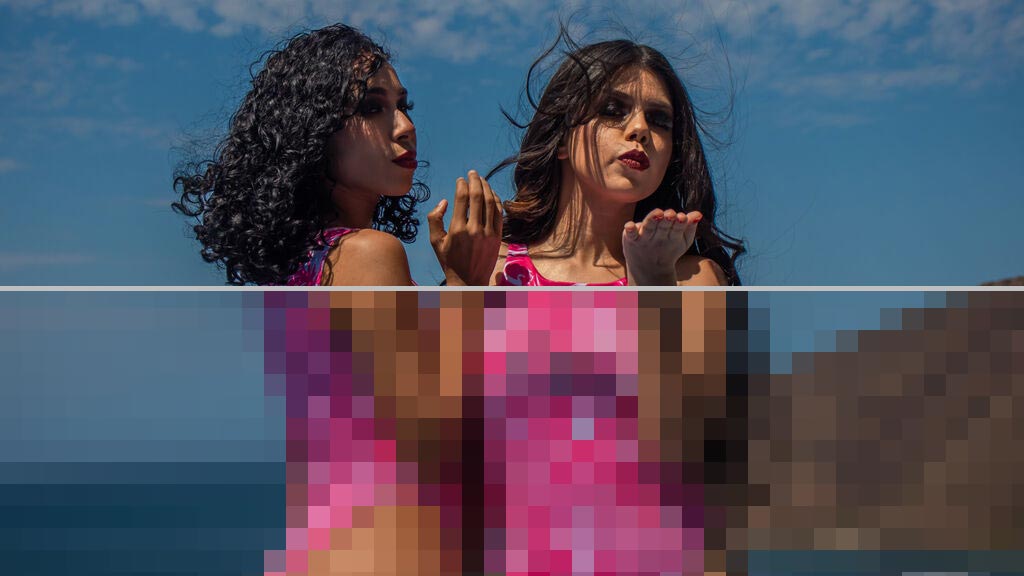 Melanyand Melisa Web Cam