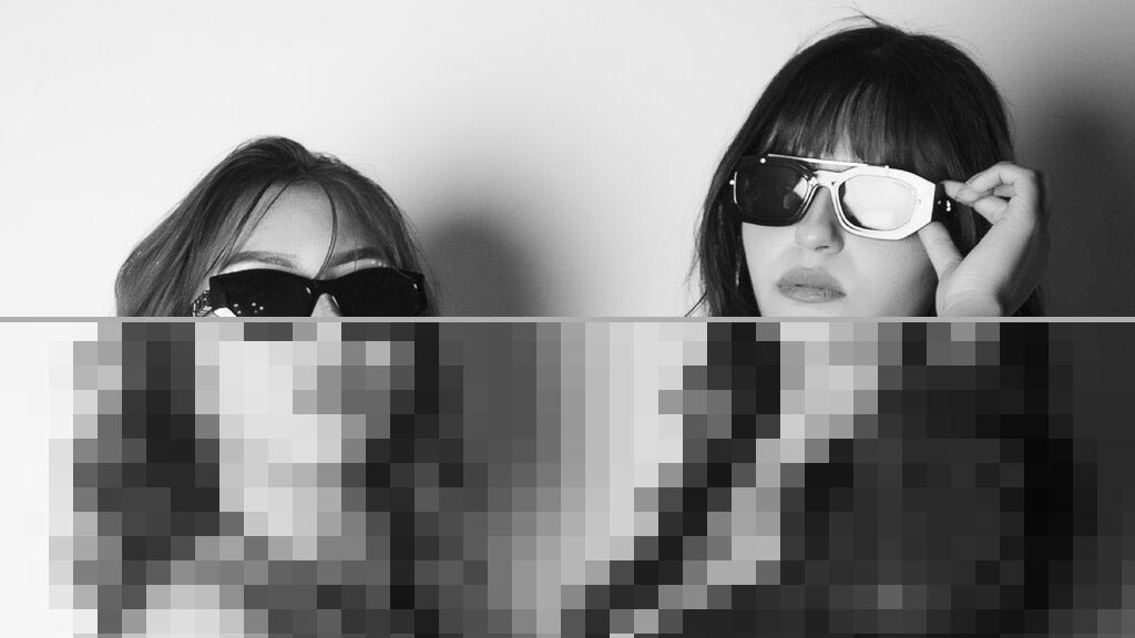 Miaand Medussa Web Cam