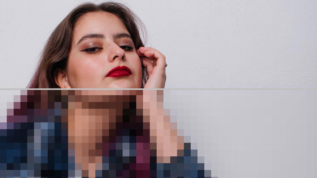 Milla Knightley Web Cam