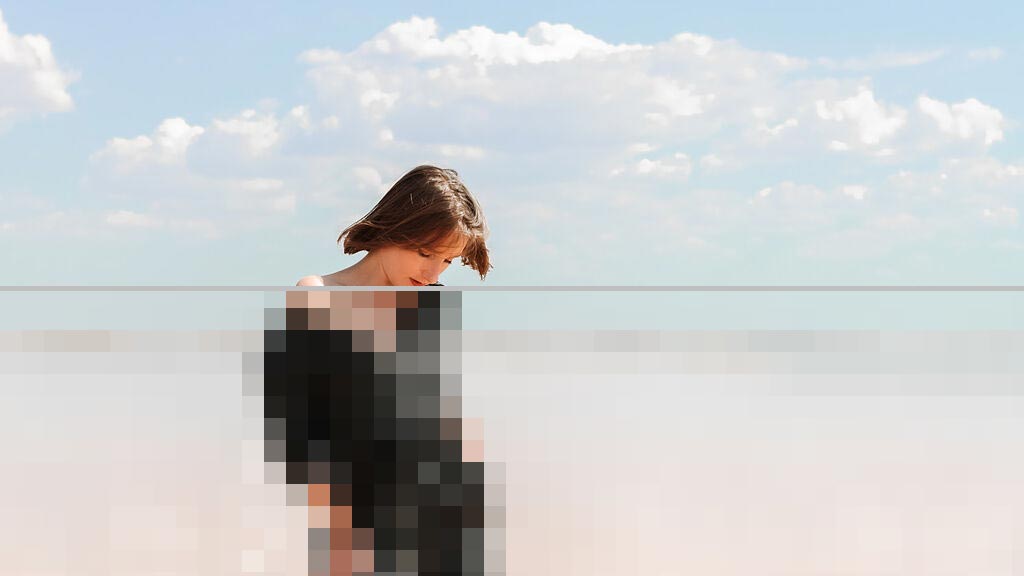 Monika Mills Web Cam