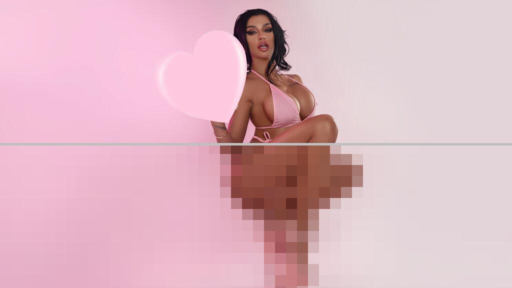 Nicole Bella Web Cam