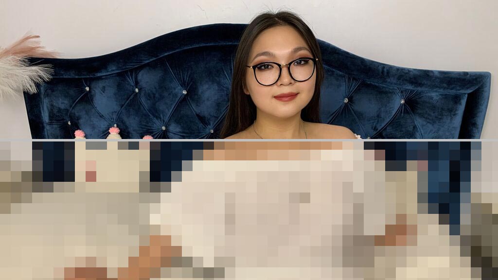 Nicole Briggs Web Cam