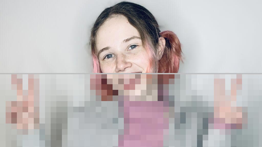 Regina Spina Web Cam