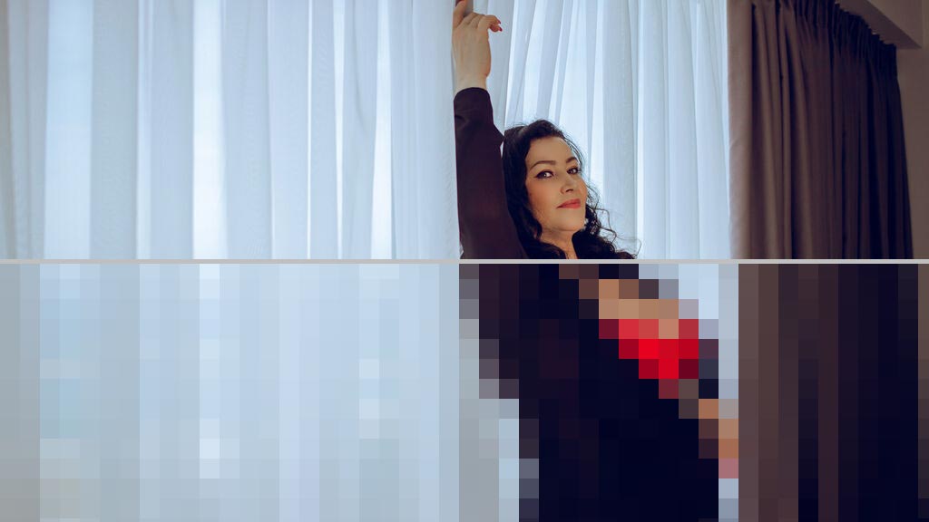 Sarah Copper Web Cam