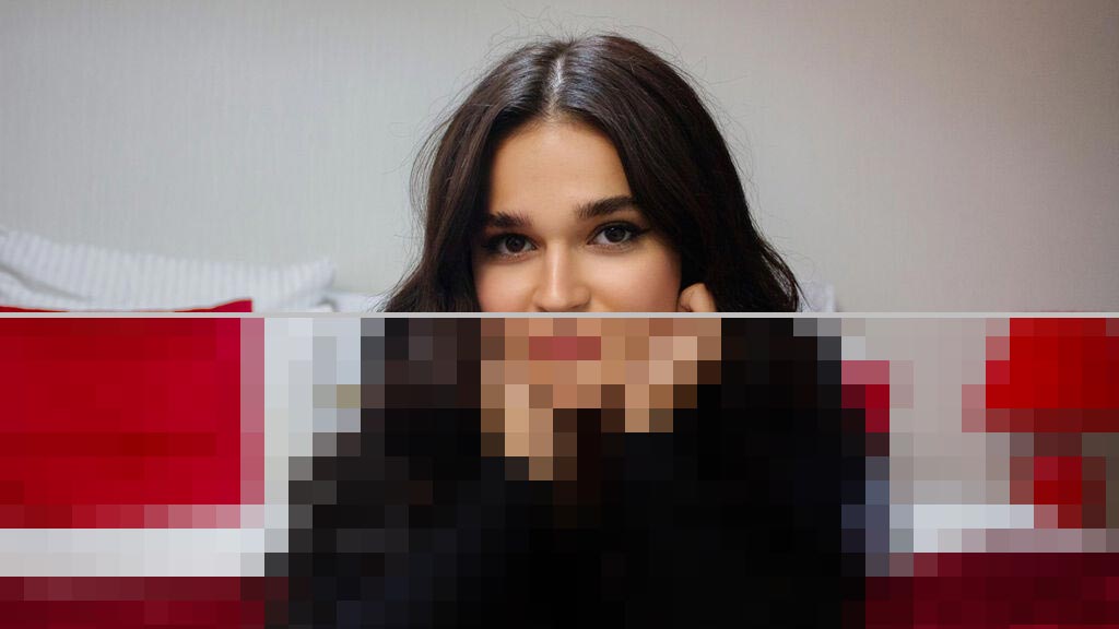 Selena Roger Web Cam