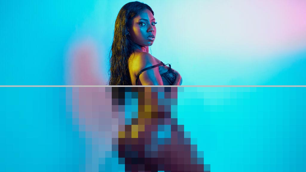 Tyra Bells Web Cam