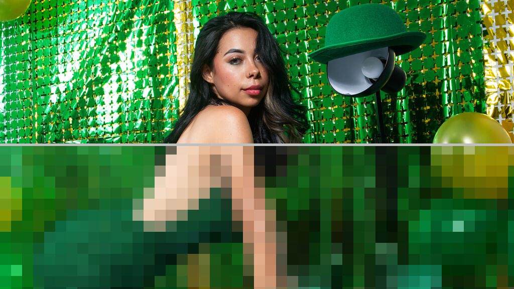 Ximenna Brooke Web Cam