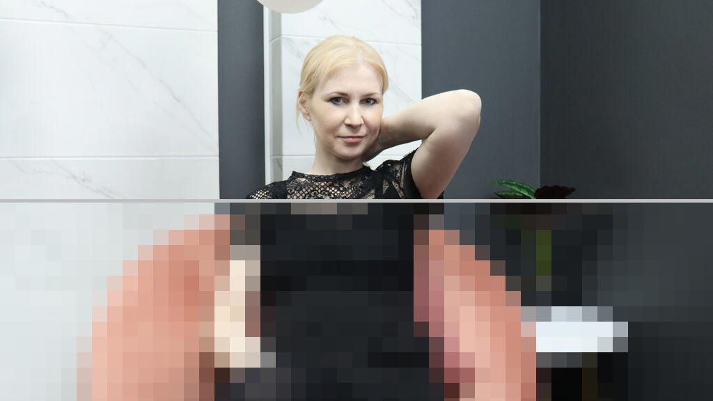Zoe Travis Web Cam
